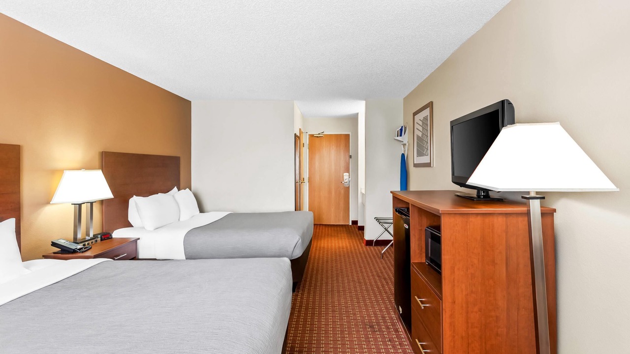 Photo of Bedroom in Shorewood-Tower Hills-Harbert