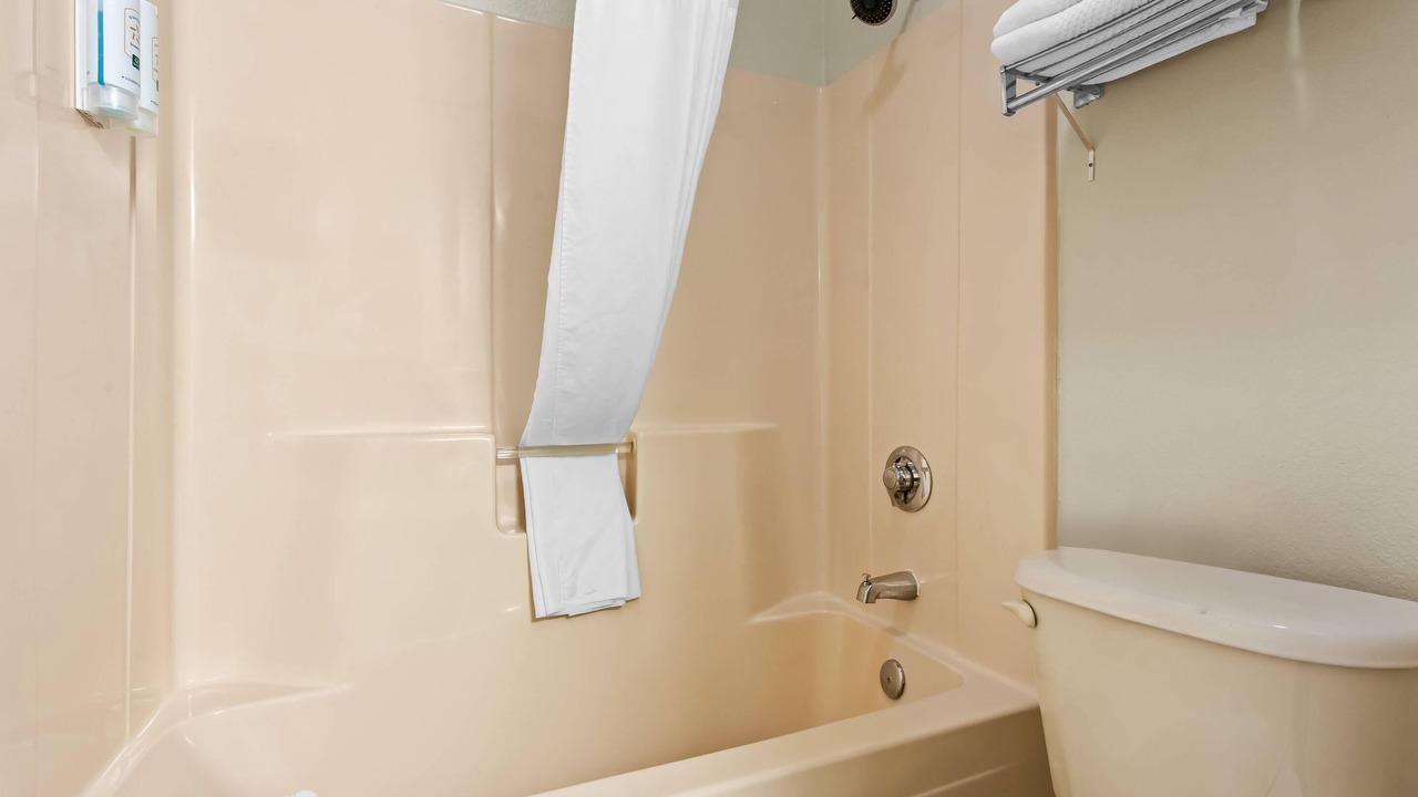 Photo of Bedroom in Shorewood-Tower Hills-Harbert