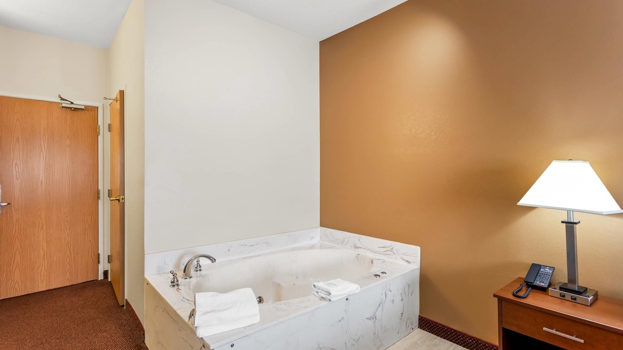 Photo of Bedroom in Shorewood-Tower Hills-Harbert