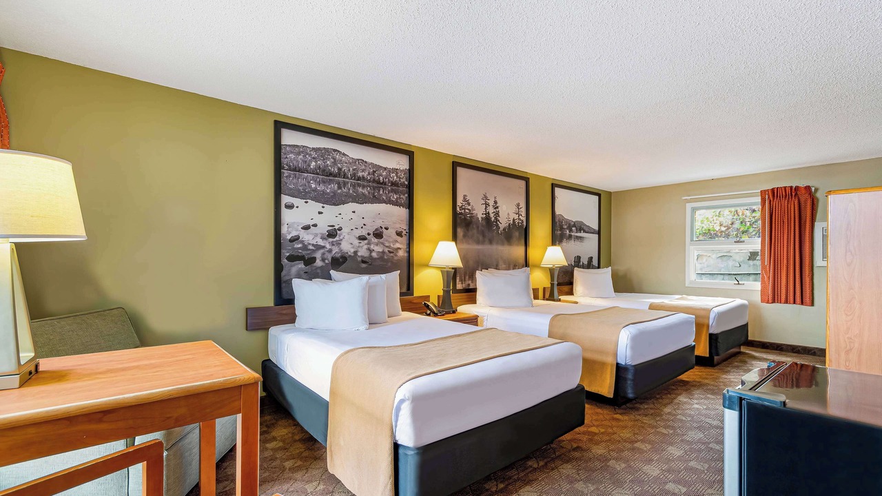 Photo of Bedroom in Lake George