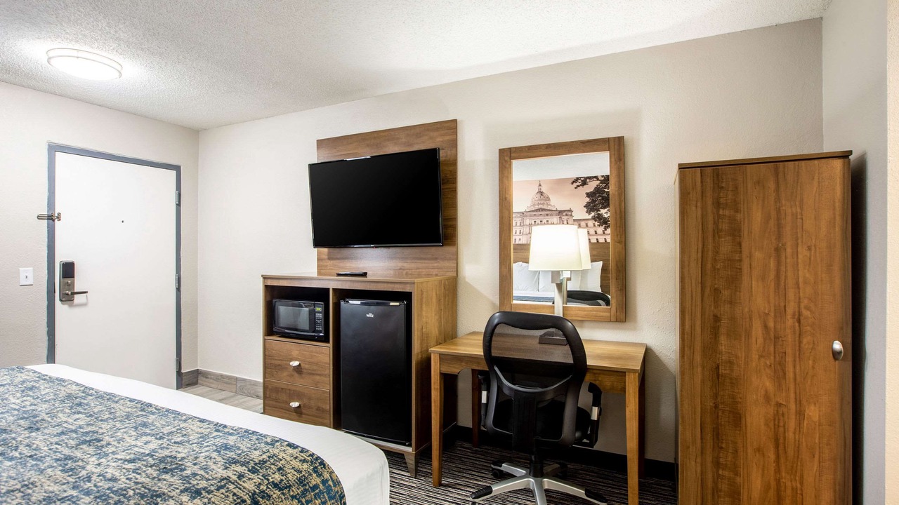Photo of Bedroom in East Lansing