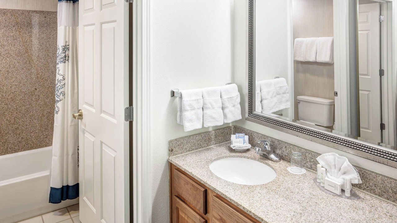 Photo of Bathroom in Country Club Plaza Area