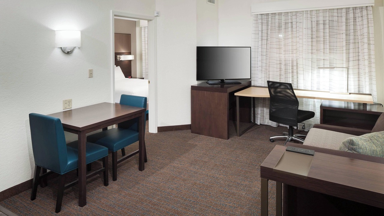 Photo of Bedroom in Country Club Plaza Area