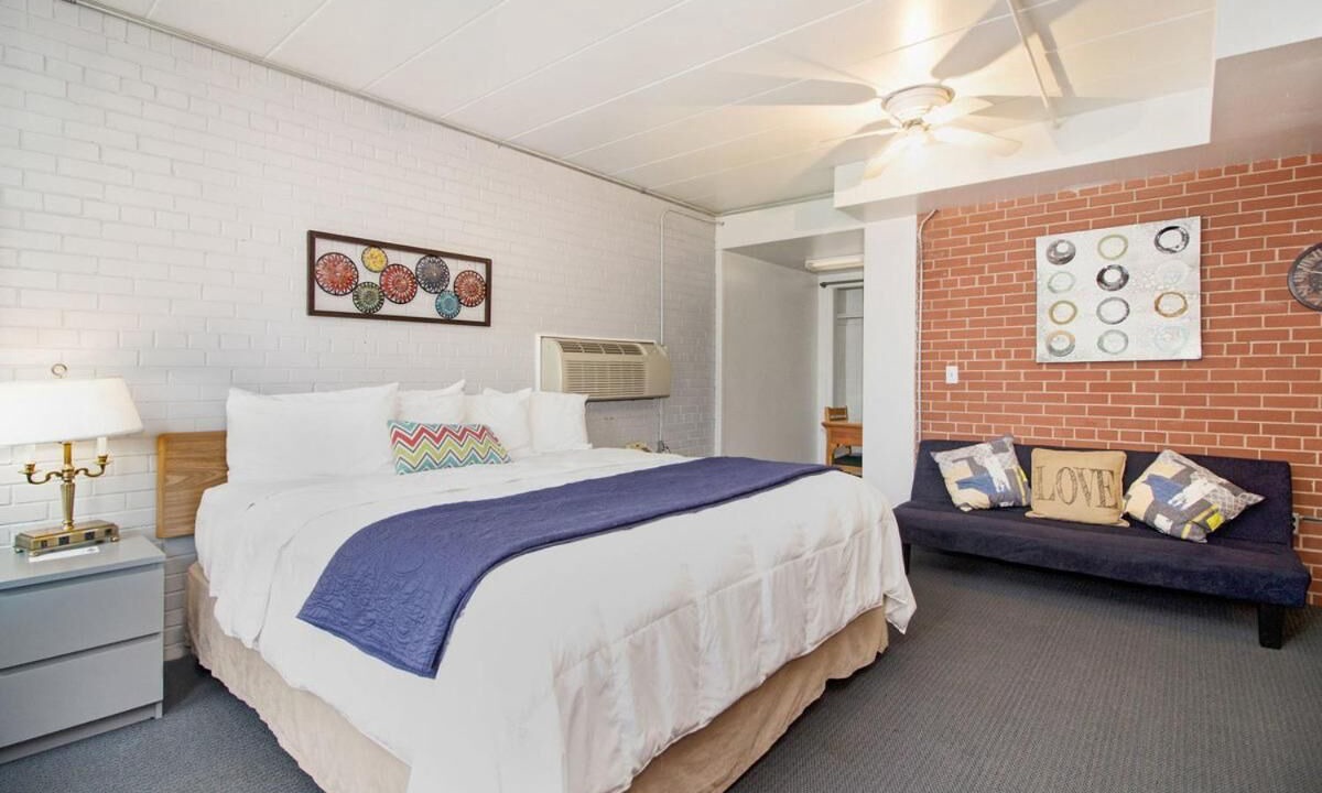 Photo of Bedroom in Burns Park