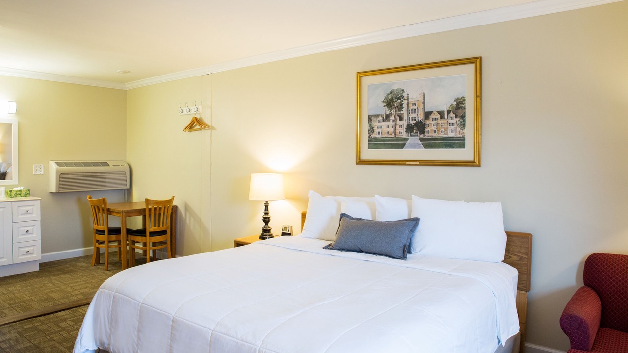 Photo of Bedroom in Burns Park