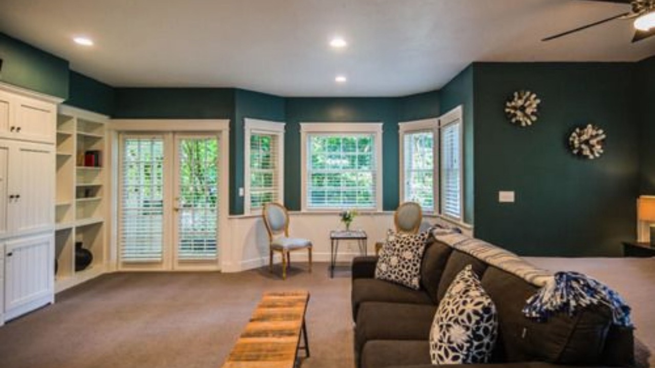 Photo of Bathroom in Market District