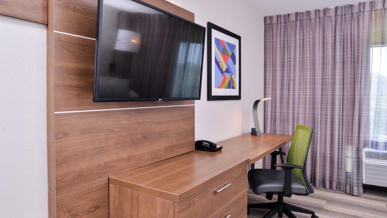 Photo of Bedroom in Elgin