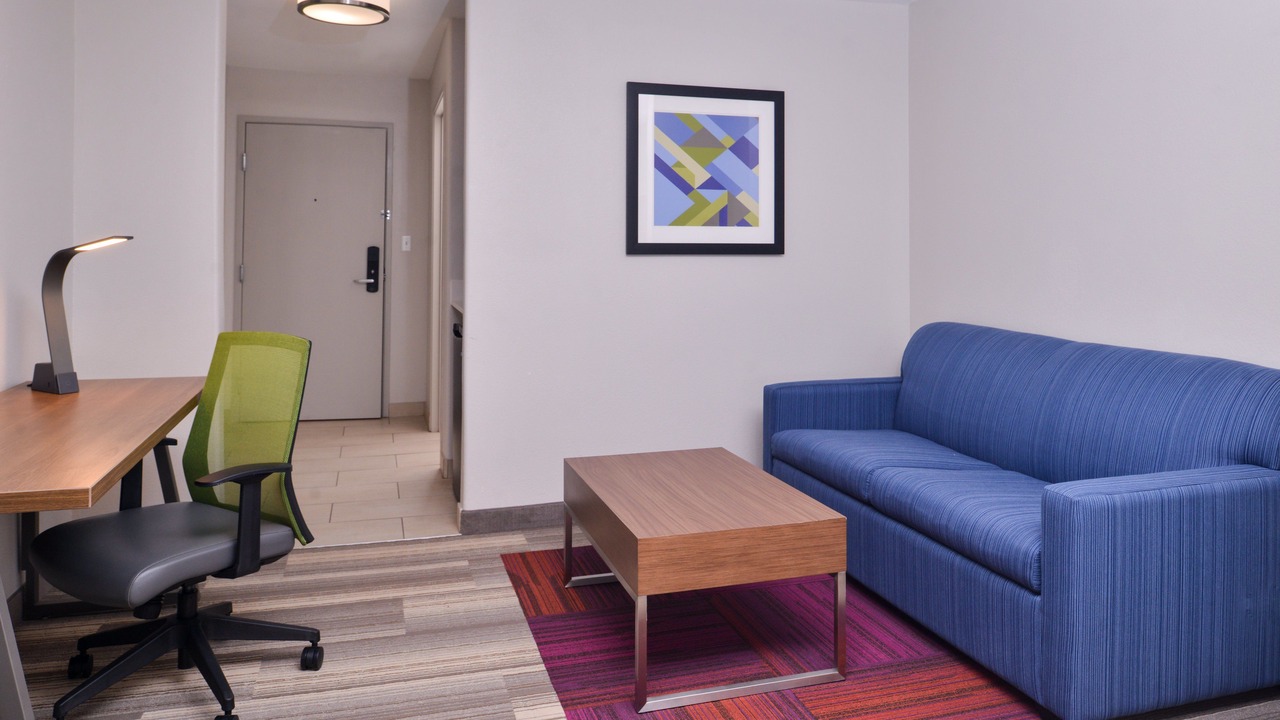 Photo of Bedroom in Elgin