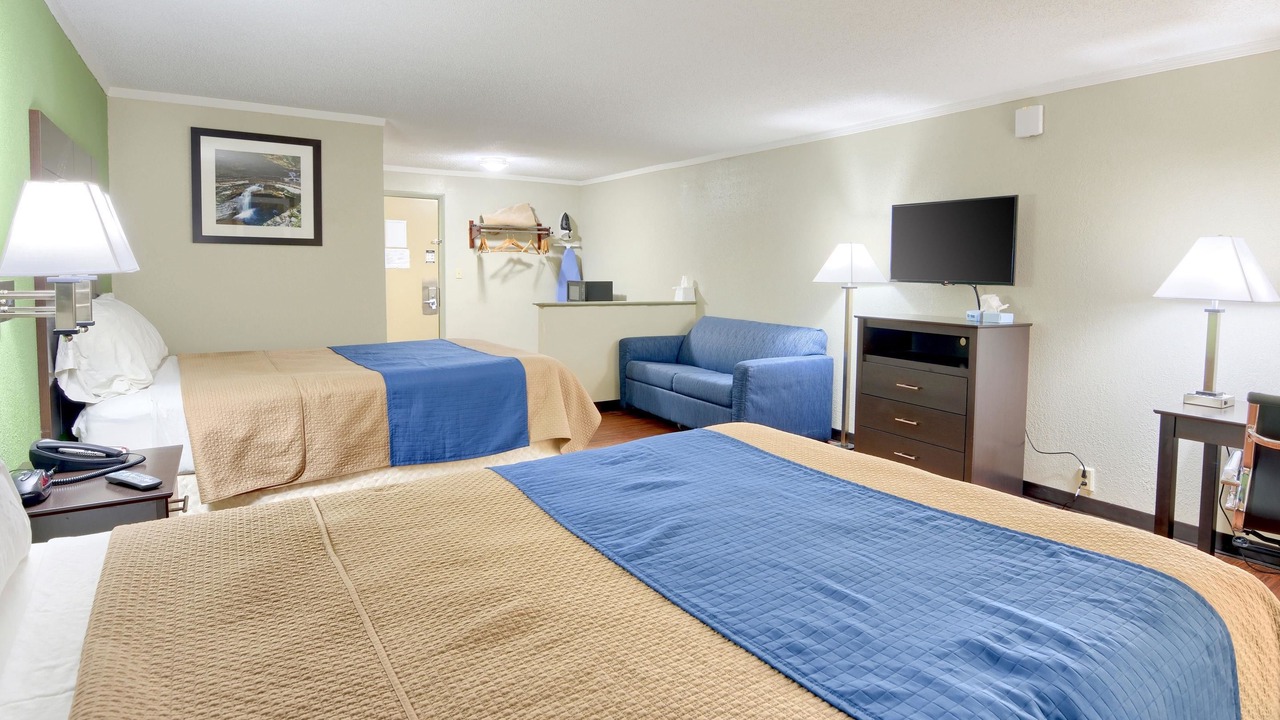 Photo of Bedroom in Ithaca