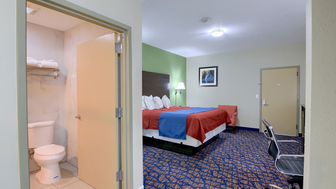 Photo of Bedroom in Ithaca