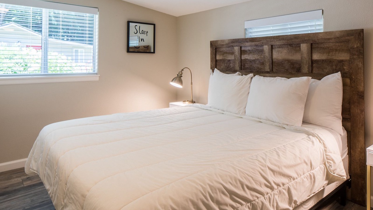 Photo of Bedroom in Guerneville