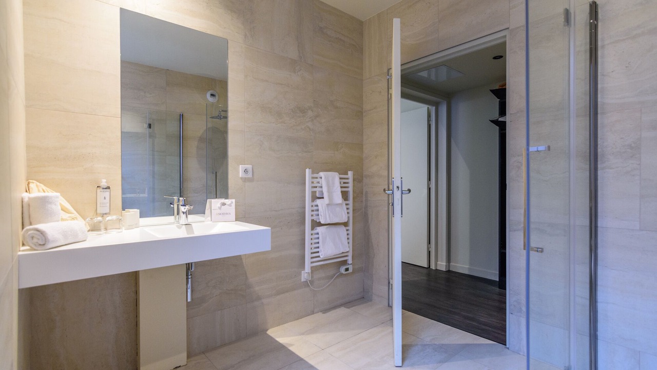 Photo of Bathroom in Chalon-sur-Saone