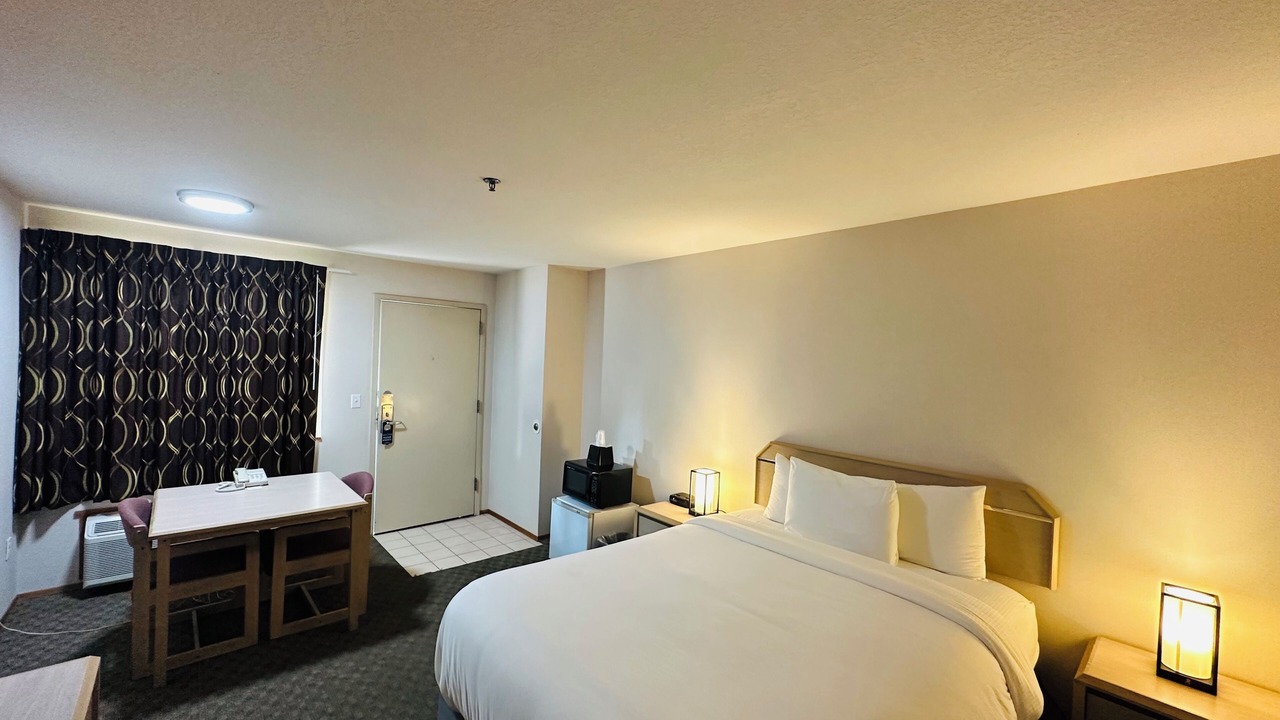 Photo of Bedroom in Castle Rock