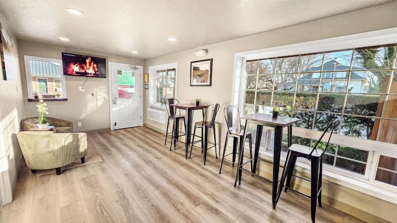 Photo of Others in Market District