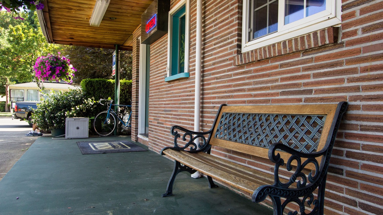 Photo of Others in Market District