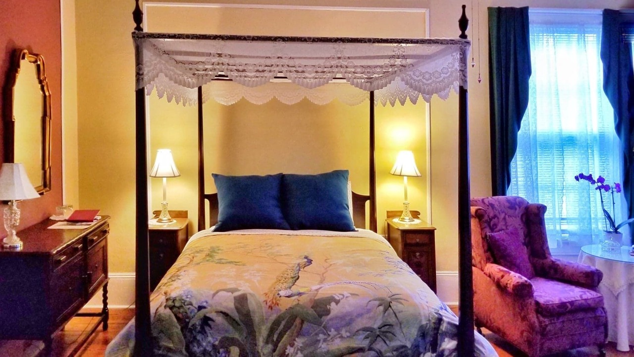 Photo of Bedroom in Quincy