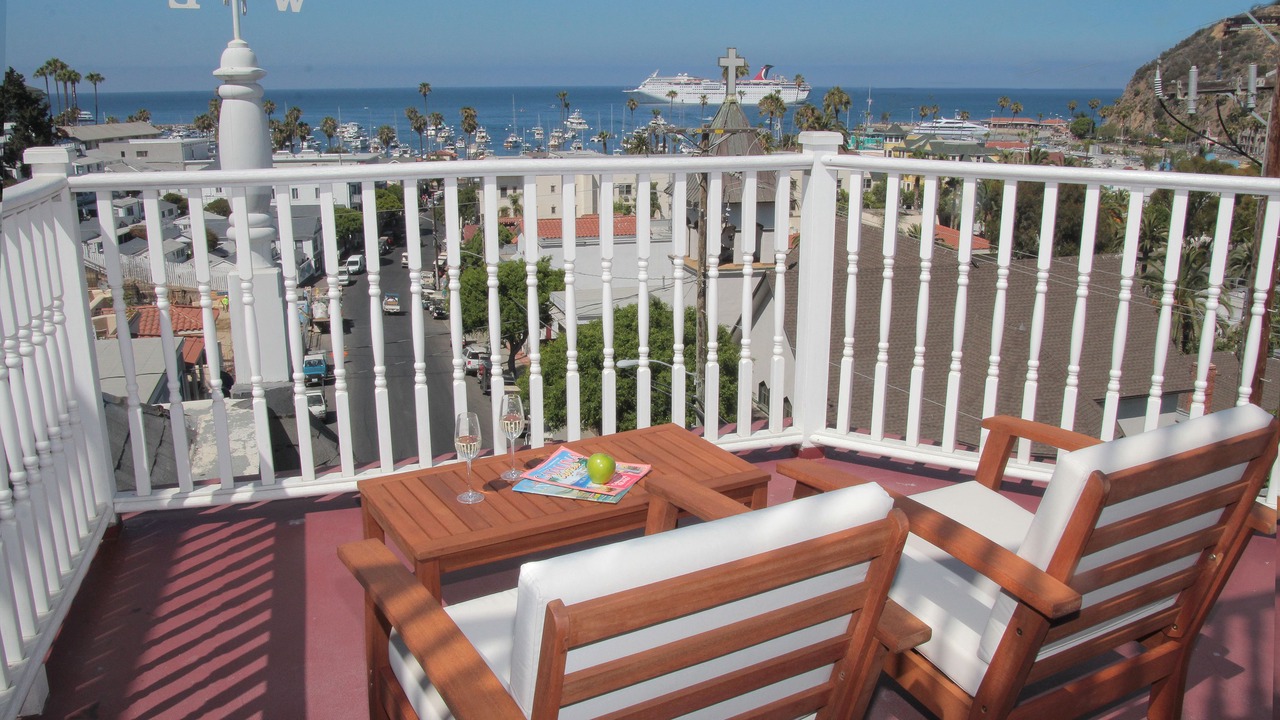 Photo of Patio Balcony in Avalon