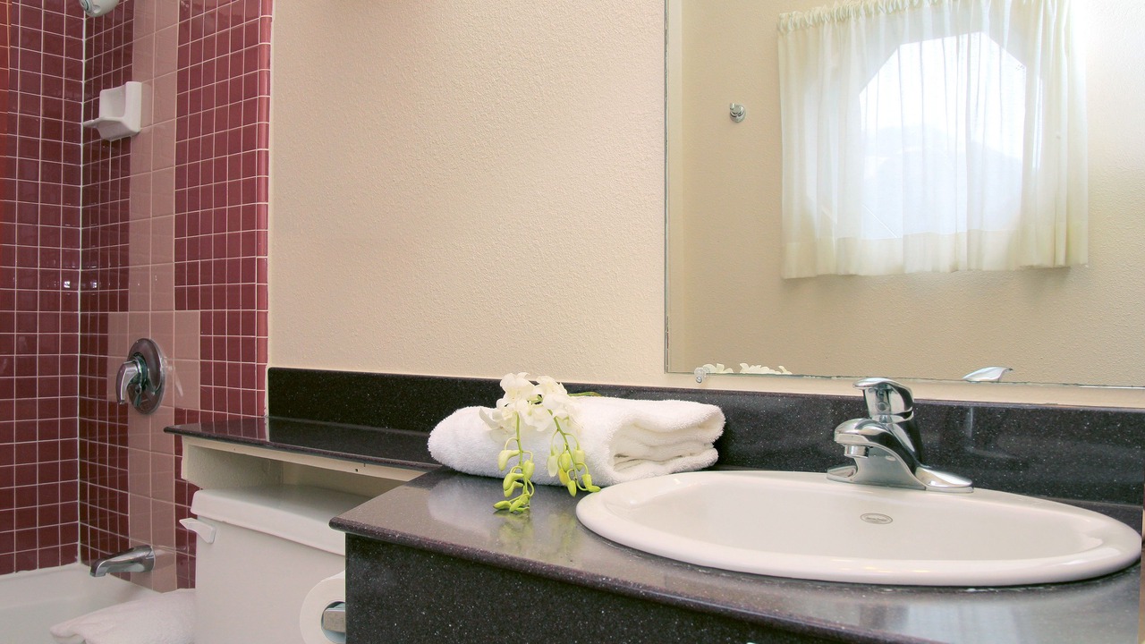 Photo of Bathroom in Avalon