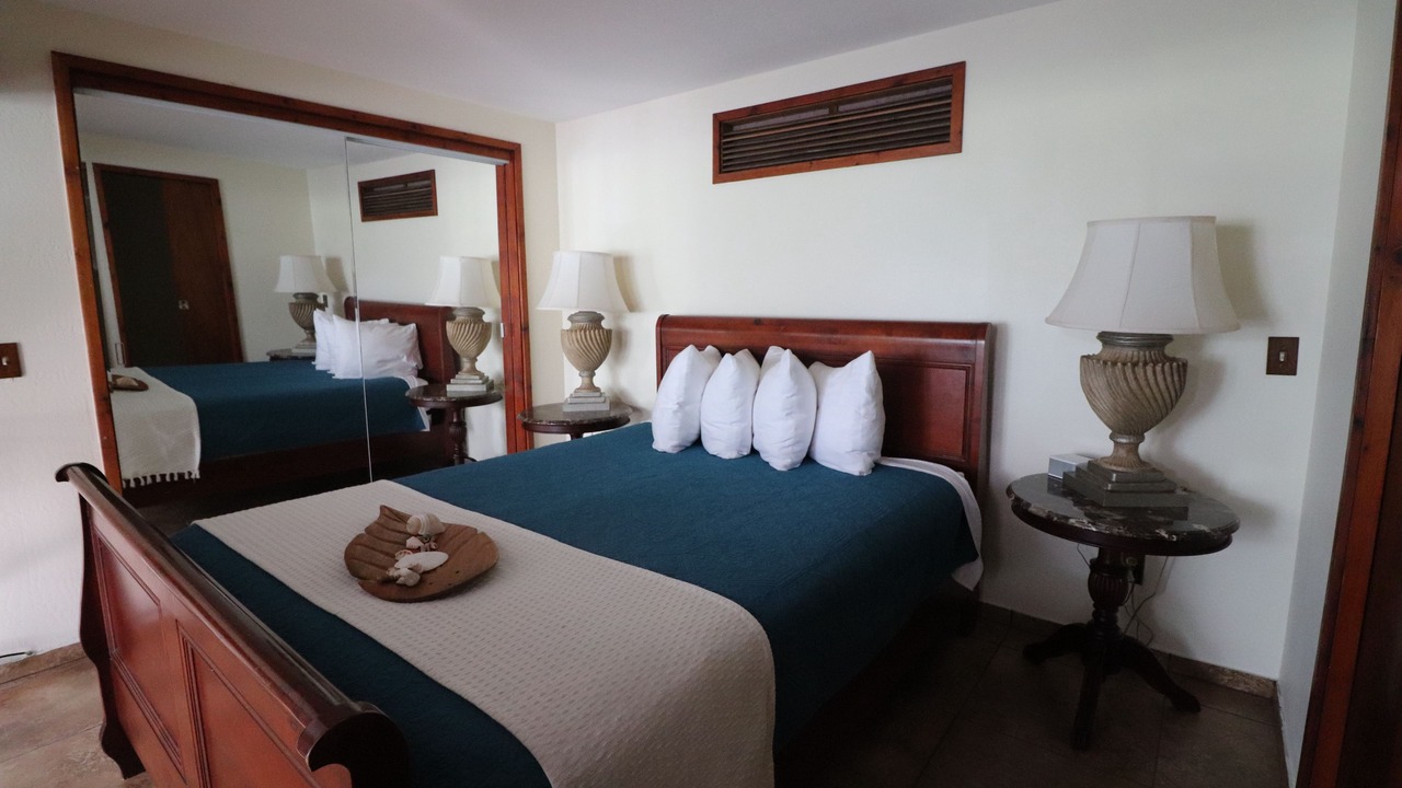 Photo of Bathroom in Naalehu