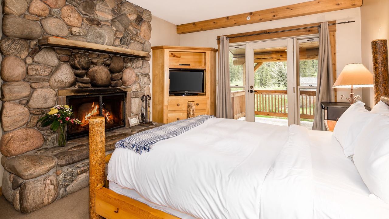 Photo of Bedroom in Gallatin Gateway