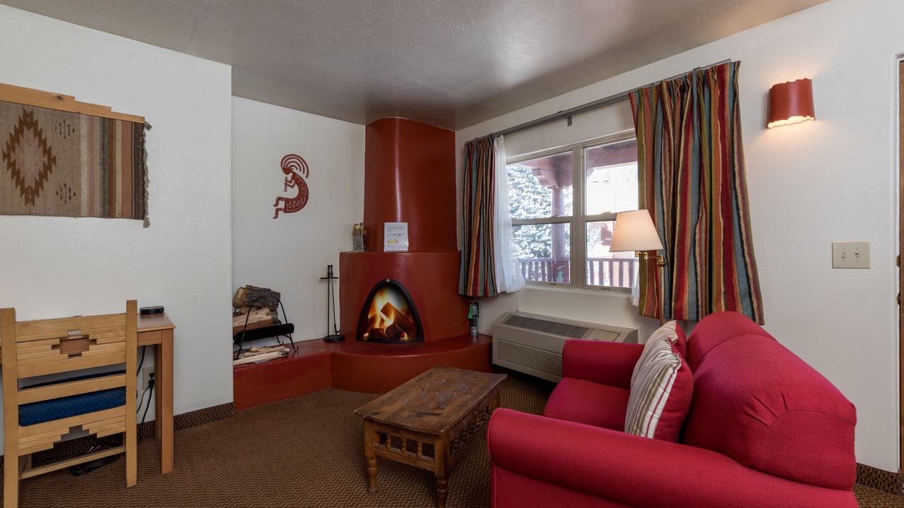 Photo of Livingroom in Taos