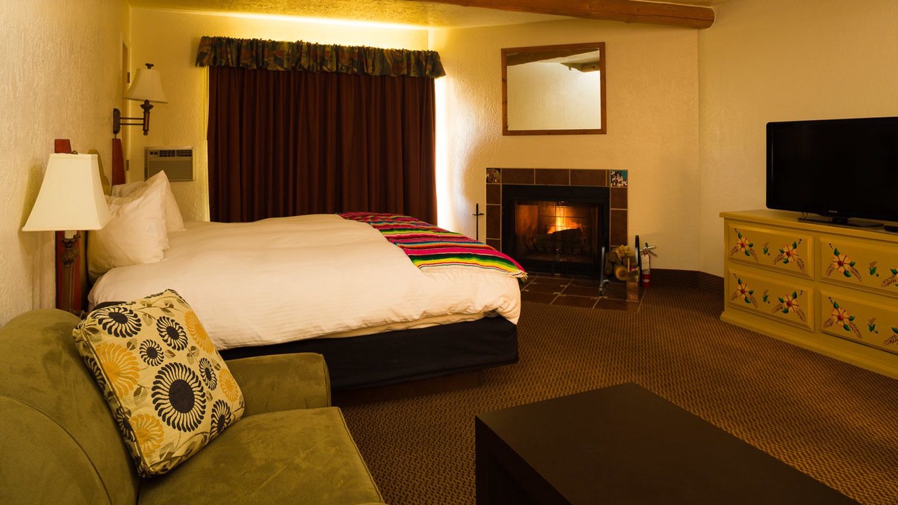 Photo of Livingroom in Taos