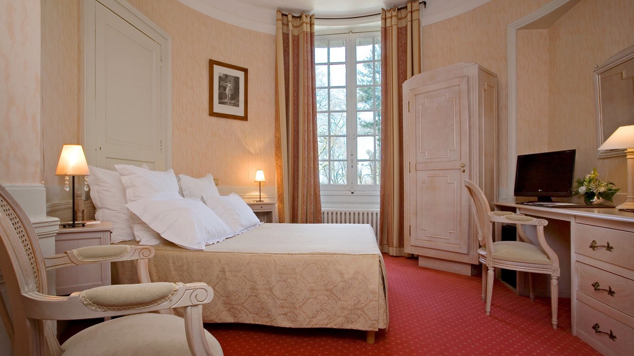 Photo of Bedroom in Courcelles-de-Touraine