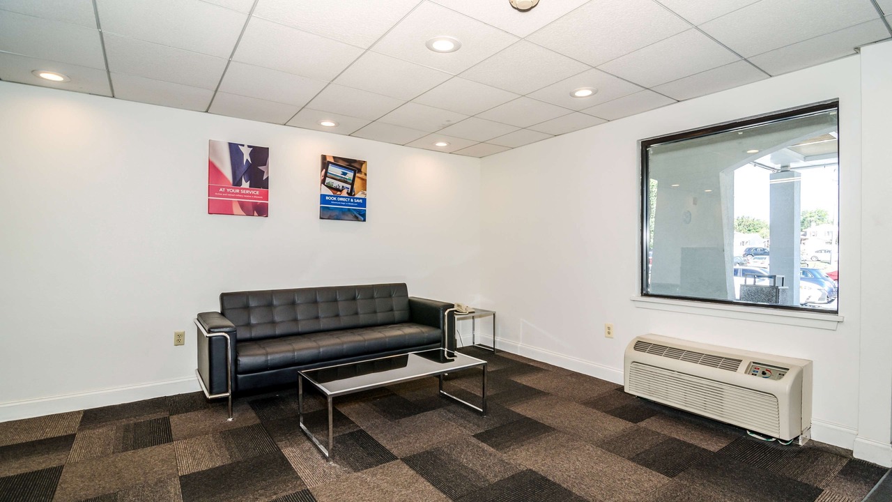 Photo of Others in Newark