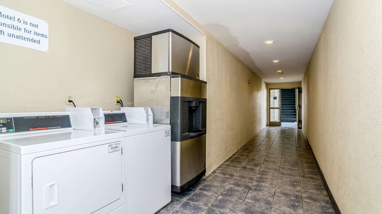 Photo of Bedroom in Newark