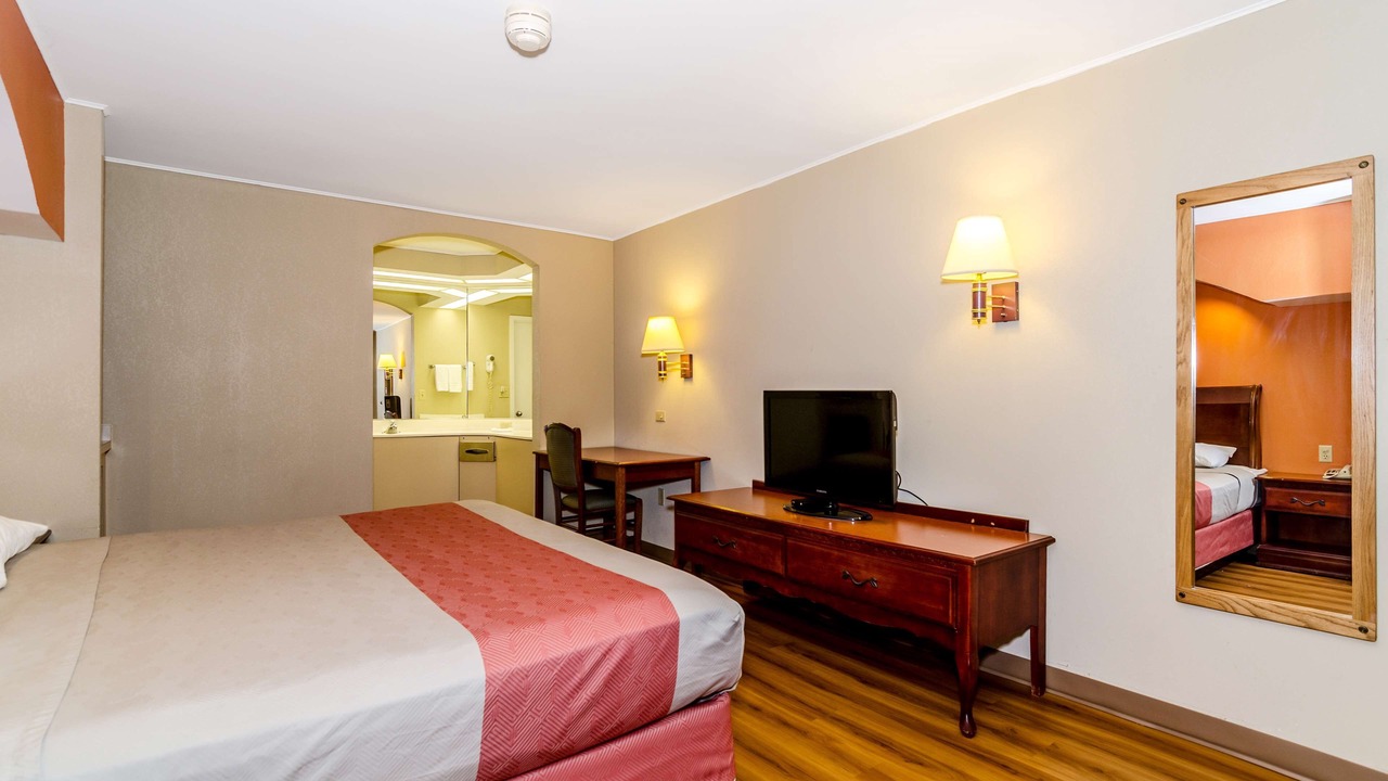 Photo of Others in Newark