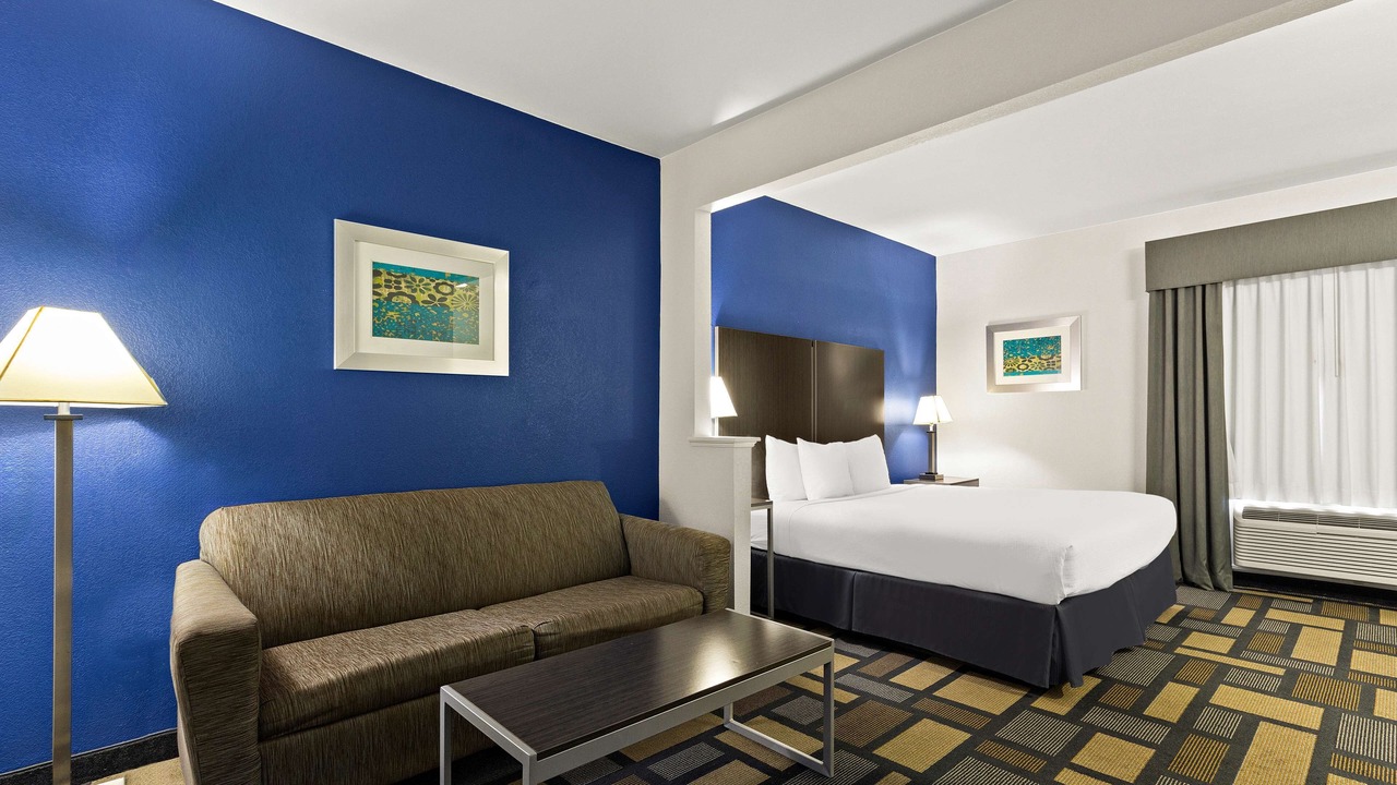 Photo of Bedroom in Woodlake - Briar Meadow