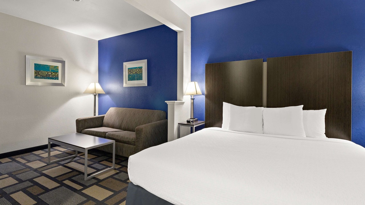 Photo of Bedroom in Woodlake - Briar Meadow
