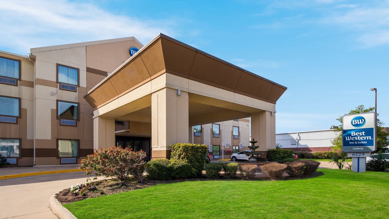 Photo of Outdoor in Woodlake - Briar Meadow