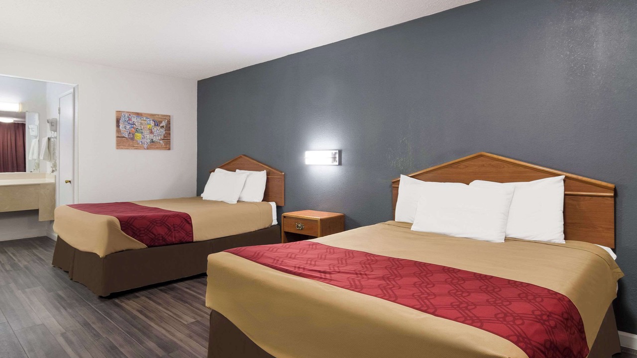 Photo of Others in Calhoun