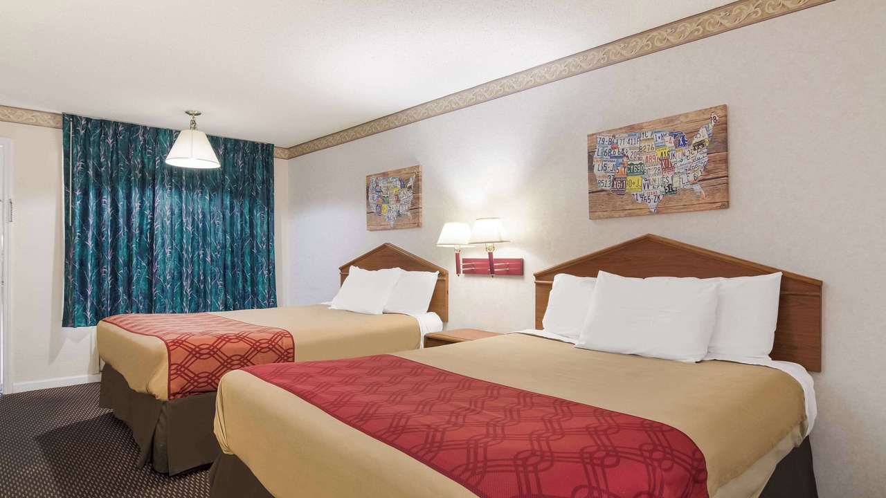 Photo of Others in Calhoun