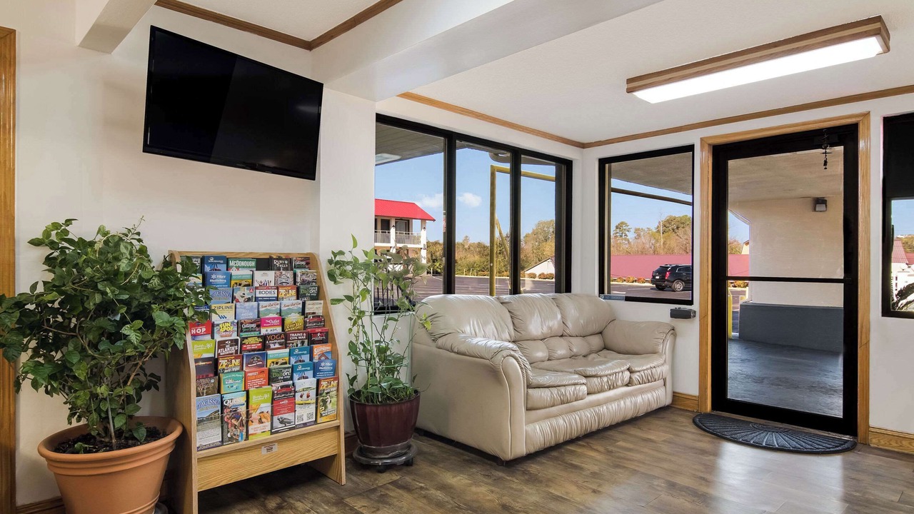 Photo of Others in Calhoun