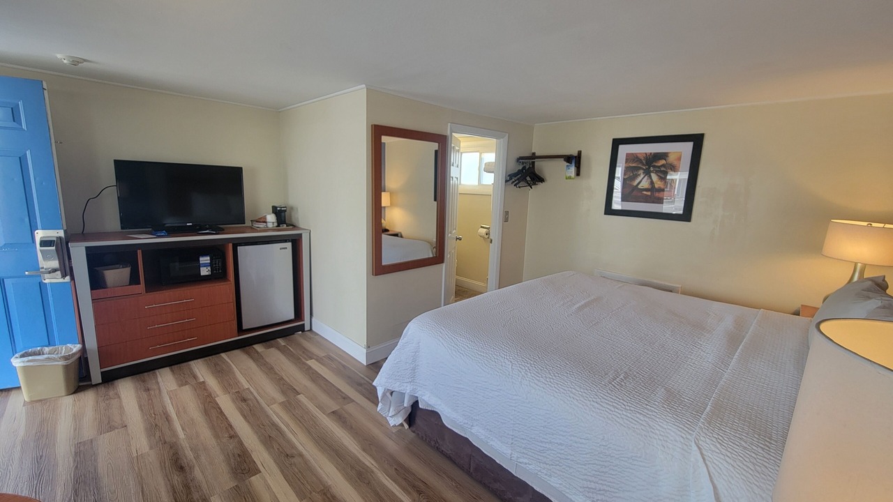 Photo of Bedroom in West Yarmouth