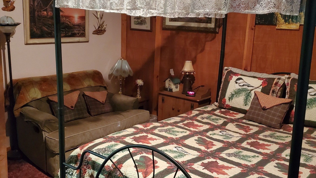 Photo of Bedroom in Perry