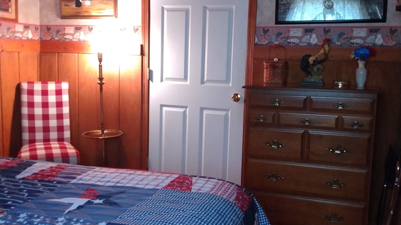 Photo of Bedroom in Perry