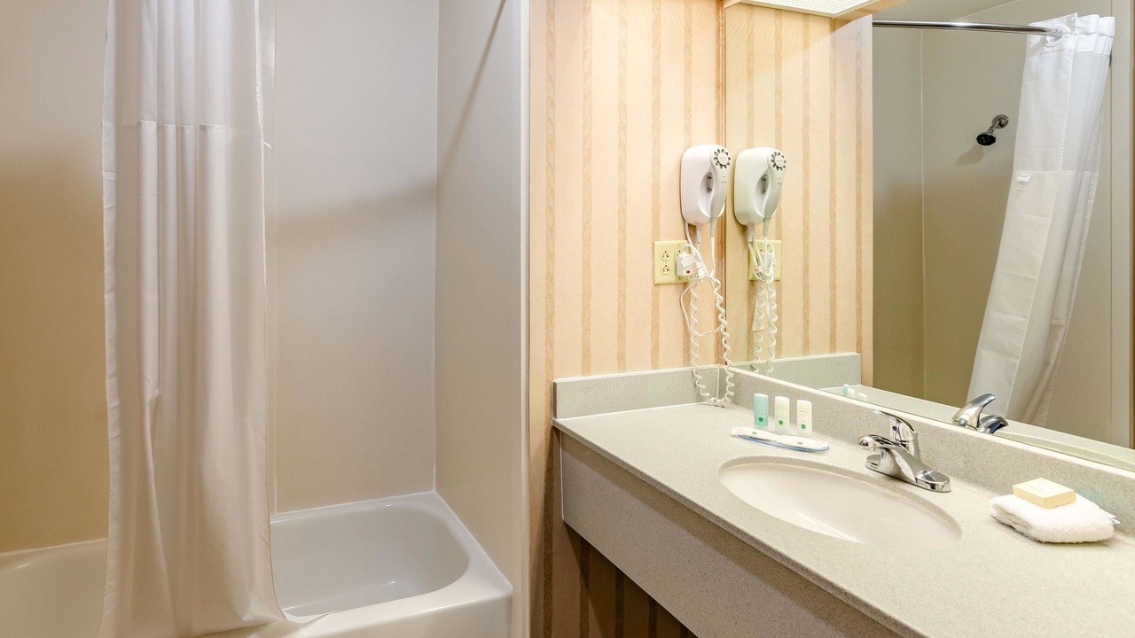 Photo of Bathroom in Abingdon