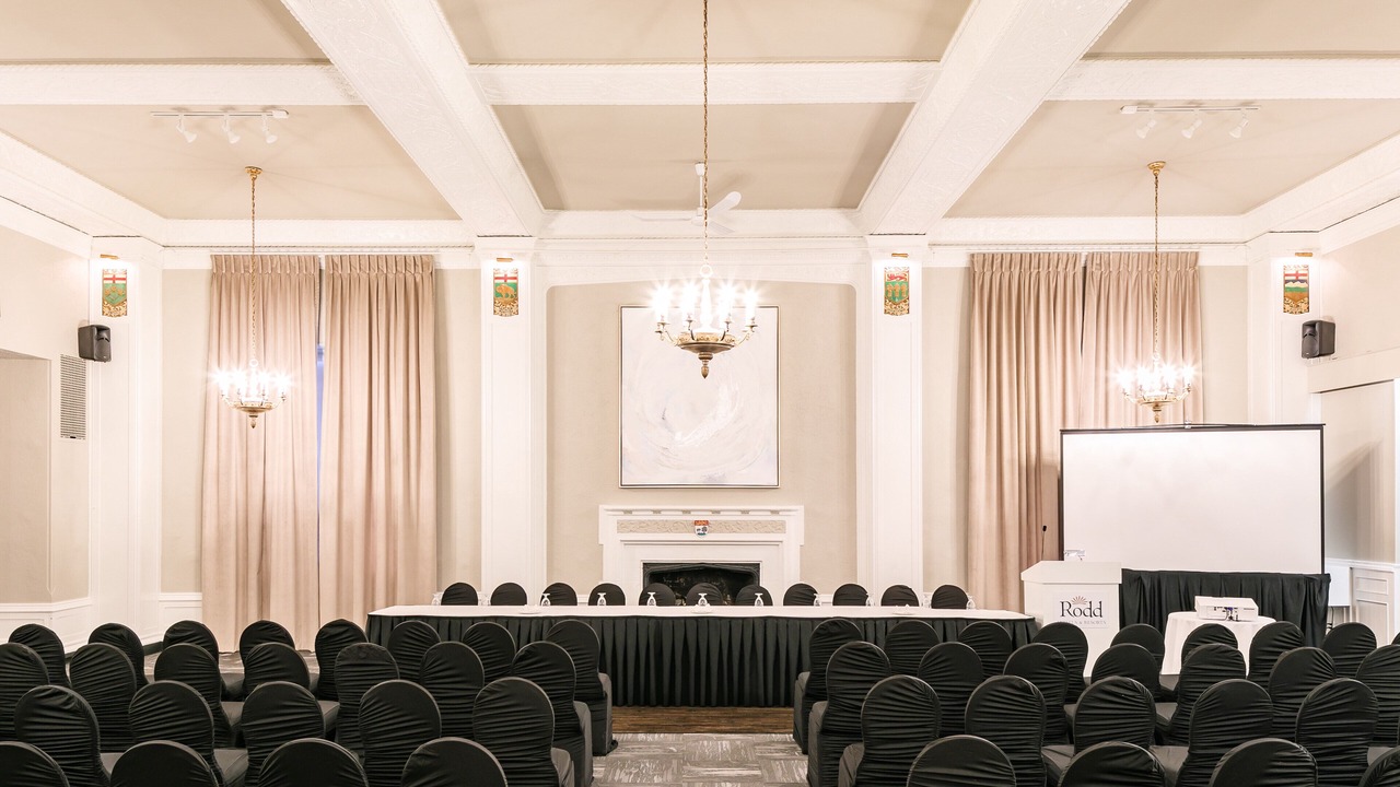 Photo of Others in Queens Square