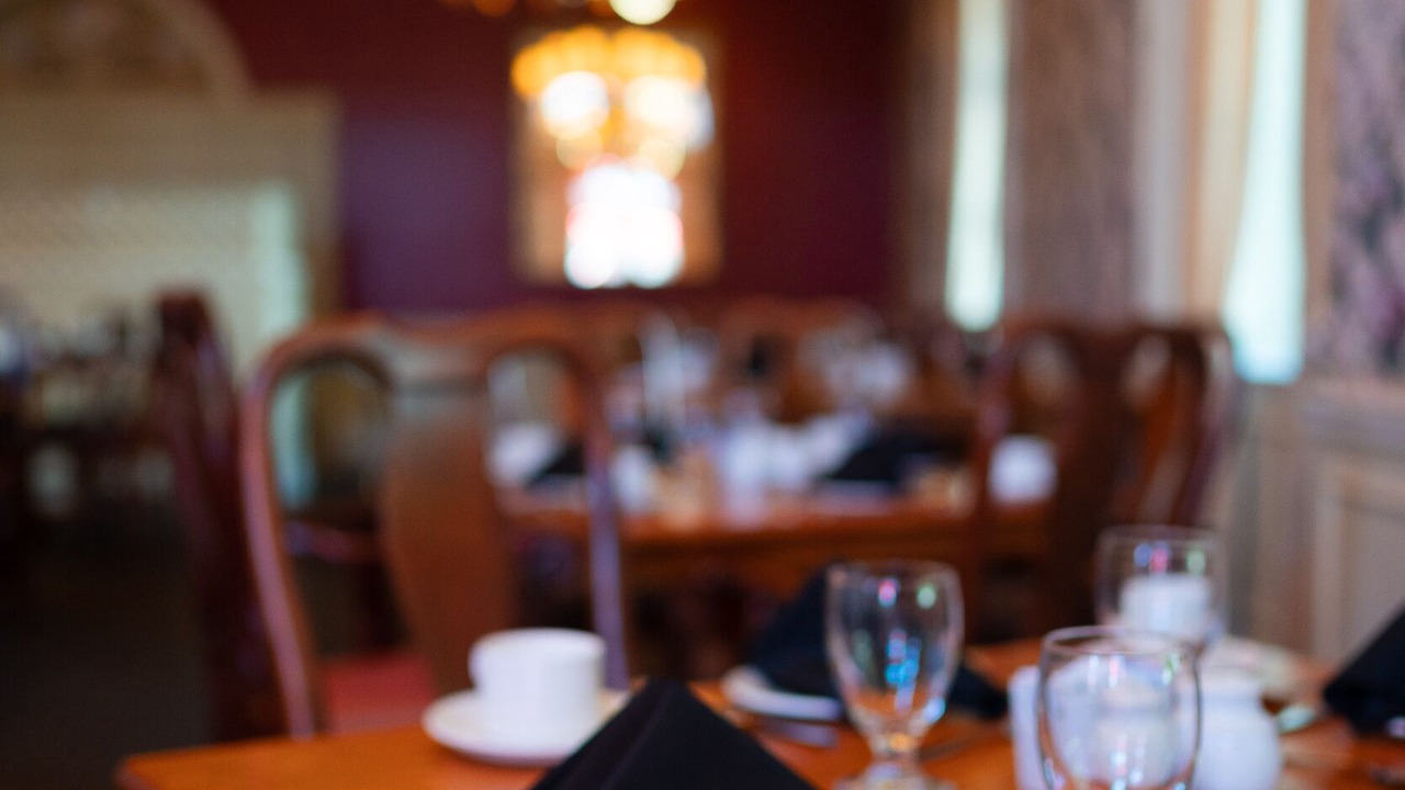 Photo of Others in Queens Square