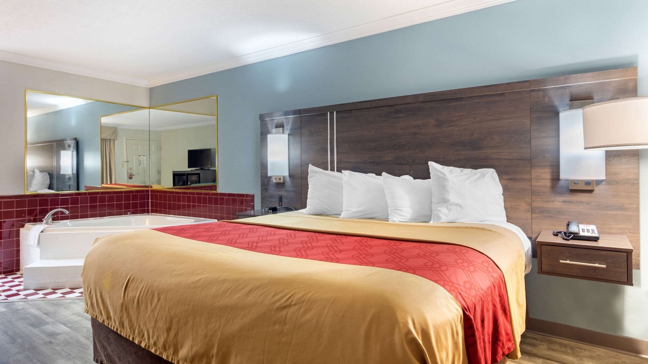 Photo of Bedroom in Byron