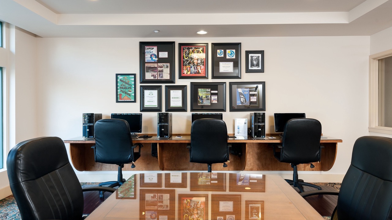 Photo of Others in Lower Queen Anne