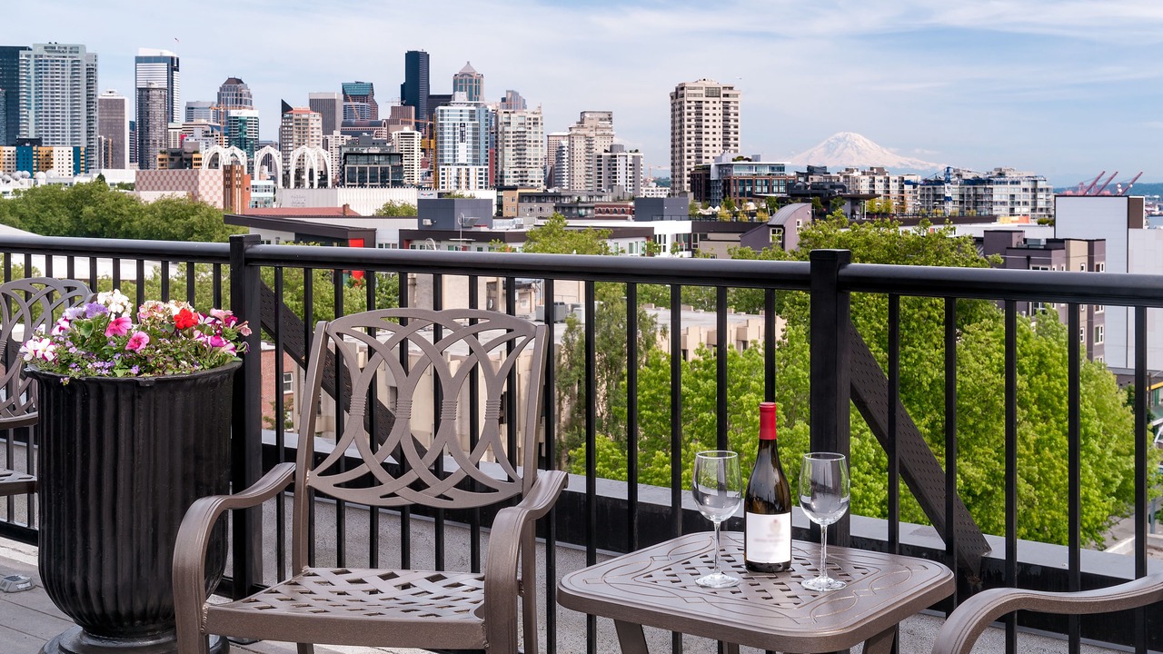 Photo of Outdoor in Lower Queen Anne