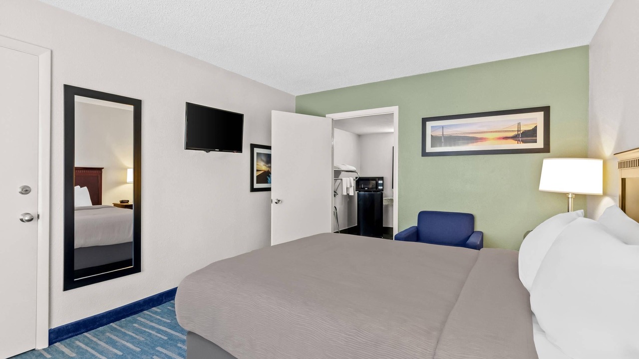 Photo of Bedroom in Lexington
