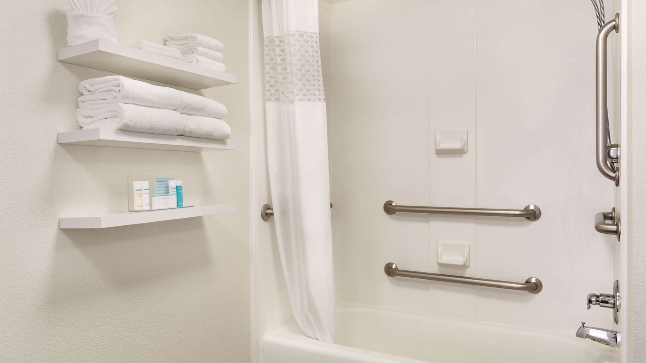 Photo of Bathroom in Tarpon Springs