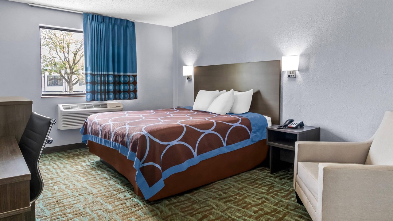 Photo of Bedroom in Delmont