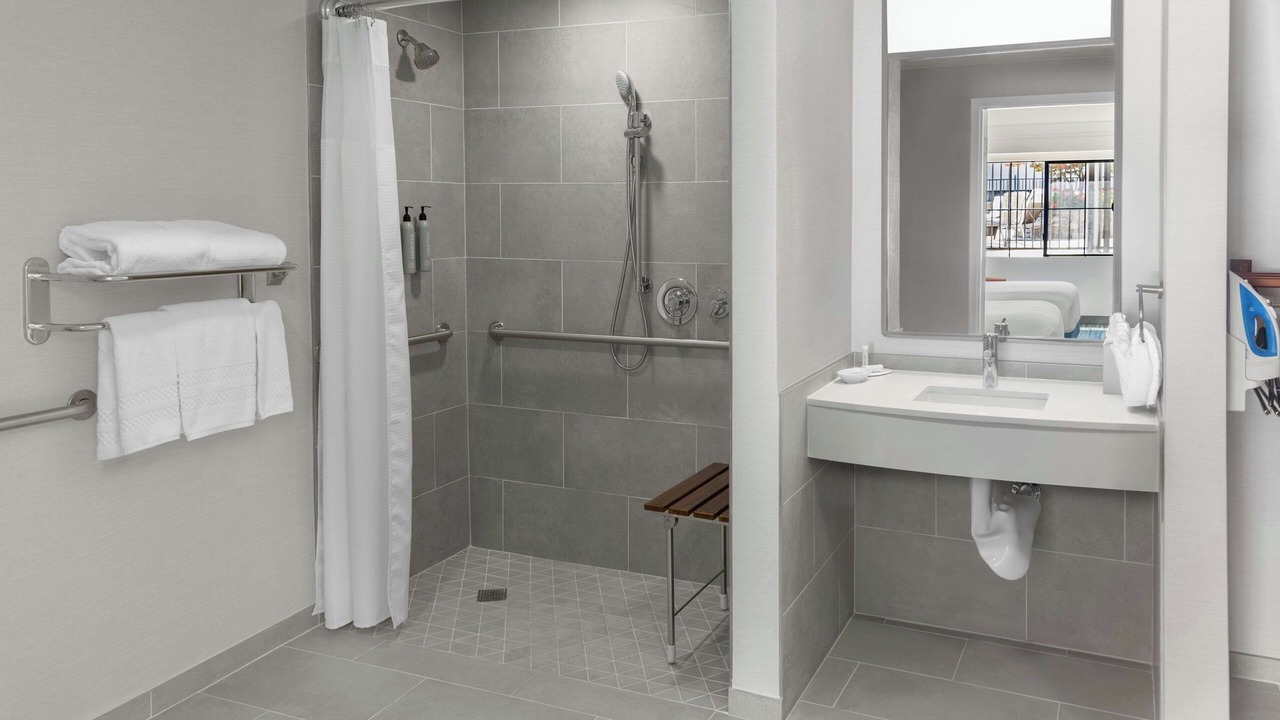 Photo of Bathroom in North Los Altos