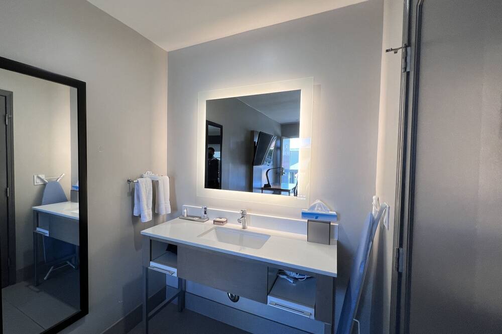 Photo of Bedroom in Downtown San Jose